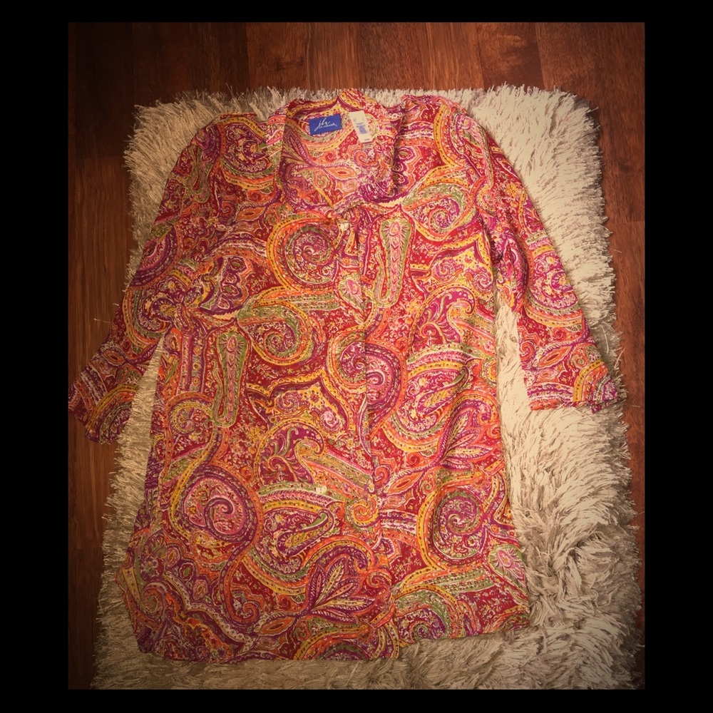 Jh Collectibles tunic. Sheer. Paisley. XL